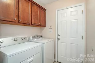 5440 Arnette Rd, Hope Mills, NC 28348 - Photo 11