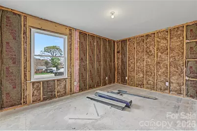 815 Hartness Avenue, Charlotte, NC 28211 - Photo 27