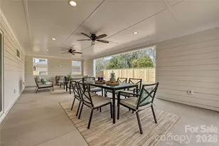 815 Hartness Ave, Charlotte, NC 28211 - Photo 29