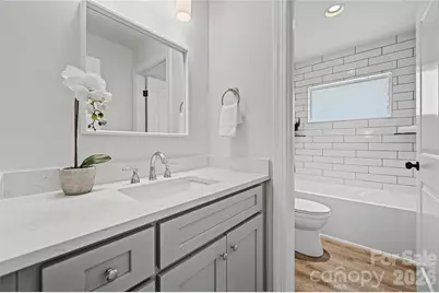 815 Hartness Avenue, Charlotte, NC 28211 - Photo 23