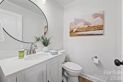 815 Hartness Avenue, Charlotte, NC 28211 - Photo 13