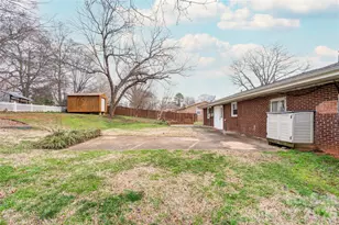 2926 Lake Dr, Shelby, NC 28152 - Photo 37