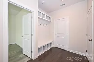 2410 Arbor Loop Dr, Charlotte, NC 28217 - Photo 3