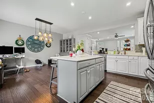 4031 Audubon Pk Dr, Charlotte, NC 28217 - Photo 13