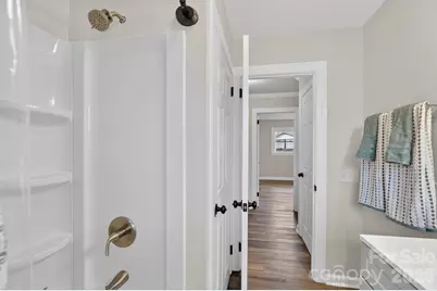 1037 Prestwood Drive SE, Lenoir, NC 28645 - Photo 17