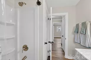 1037 Prestwood Dr SE, Lenoir, NC 28645 - Photo 17