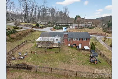 1037 Prestwood Drive SE, Lenoir, NC 28645 - Photo 39