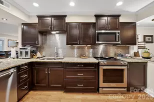 7413 Mariner Cove Dr, Cornelius, NC 28031 - Photo 5