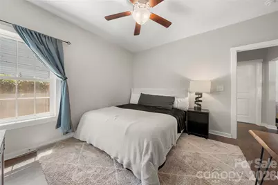 2717 Arnold Drive, Charlotte, NC 28205 - Photo 19