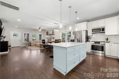 2717 Arnold Drive, Charlotte, NC 28205 - Photo 17