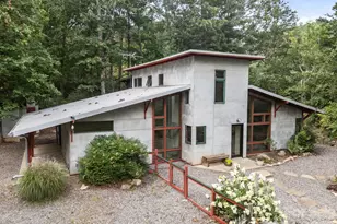 27 Rosebud Ln, Fairview, NC 28730 - Photo 5