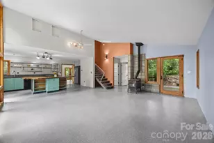 27 Rosebud Ln, Fairview, NC 28730 - Photo 7