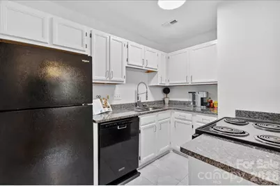 5917 Crape Myrtle Lane, Charlotte, NC 28216 - Photo 17