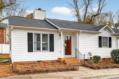 5917 Crape Myrtle Lane, Charlotte, NC 28216 - Photo 3