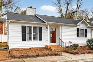 5917 Crape Myrtle Ln, Charlotte, NC 28216 - Photo 3