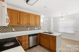 6409 Nevin Rd, Charlotte, NC 28262 - Photo 13