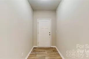 8550 River Ridge Dr, Charlotte, NC 28213 - Photo 13