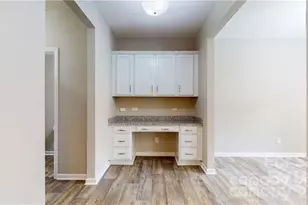 8550 River Ridge Dr, Charlotte, NC 28213 - Photo 11