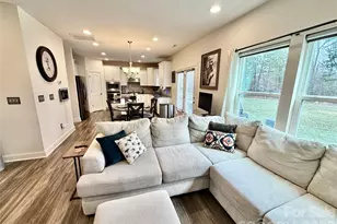 1008 Irvine Ct, Matthews, NC 28104 - Photo 5