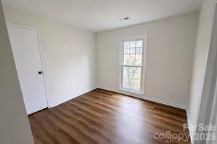 1901 Burgandy Dr, Charlotte, NC 28262 - Photo 9
