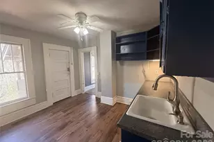 25 Craig Cir, Asheville, NC 28805 - Photo 7