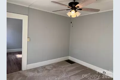 25 Craig Circle, Asheville, NC 28805 - Photo 21