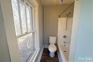 25 Craig Cir, Asheville, NC 28805 - Photo 15