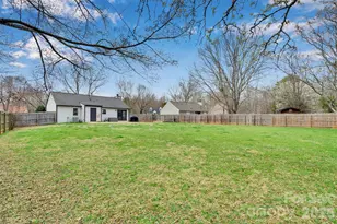 6724 Woodwedge Dr, Charlotte, NC 28227 - Photo 21