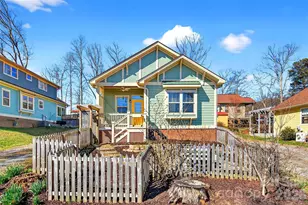 311 Lake Oak Dr, Black Mountain, NC 28711 - Photo 1