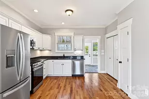 311 Lake Oak Dr, Black Mountain, NC 28711 - Photo 11