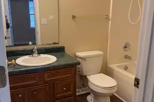 4154 Forest Point Dr, Hickory, NC 28602 - Photo 5