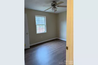 4154 Forest Point Drive, Hickory, NC 28602 - Photo 7