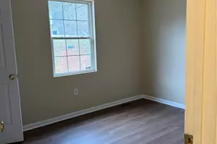 4154 Forest Point Dr, Hickory, NC 28602 - Photo 7