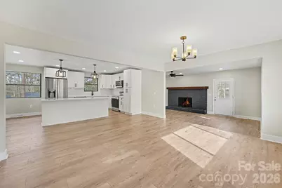 728 Pleasant Avenue, Kannapolis, NC 28081 - Photo 5