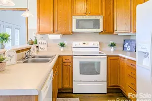 485 Mountain Lookout Dr, Bostic, NC 28018 - Photo 3