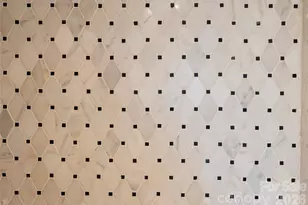 1300 Queens Rd, Charlotte, NC 28207 - Photo 31