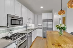 109 Paradise Cir, Clyde, NC 28721 - Photo 13