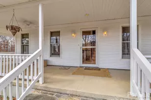 109 Paradise Cir, Clyde, NC 28721 - Photo 7