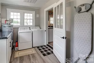 109 W Marshall St, Waynesville, NC 28786 - Photo 25