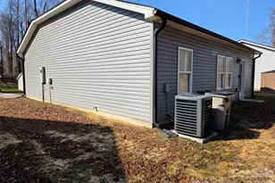 1124 Cleveland Ave, Gastonia, NC 28052 - Photo 25