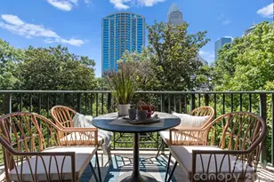 300 W 5th Street W, Charlotte, NC 28202 - Photo 11