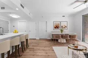 300 W 5th Street W, Charlotte, NC 28202 - Photo 9