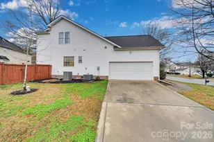 9319 Arbor Creek Dr, Charlotte, NC 28269 - Photo 35