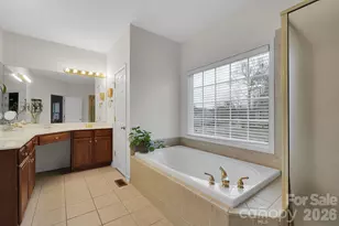 9319 Arbor Creek Dr, Charlotte, NC 28269 - Photo 15