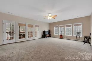 9319 Arbor Creek Dr, Charlotte, NC 28269 - Photo 25