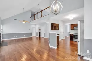 9815 Nottinghill Ln, Charlotte, NC 28269 - Photo 11