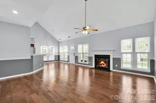 9815 Nottinghill Ln, Charlotte, NC 28269 - Photo 13