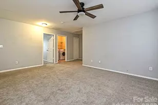 8712 Westhope St, Charlotte, NC 28216 - Photo 13