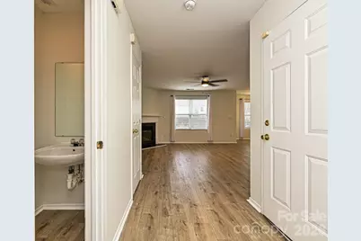 8712 Westhope Street, Charlotte, NC 28216 - Photo 3