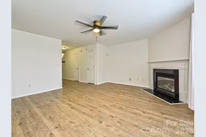 8712 Westhope Street, Charlotte, NC 28216 - Photo 9